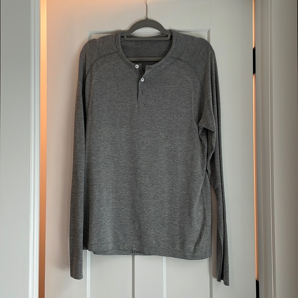 LuluLemon Gray Long Sleeve